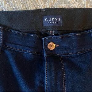 CURVE Appeal dark wash straight leg women’s jeans. New without tags, size 14/32